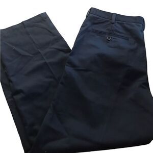 Izod 33 x 30 navy cotton pants excellent condition flat front no cuffs perfect